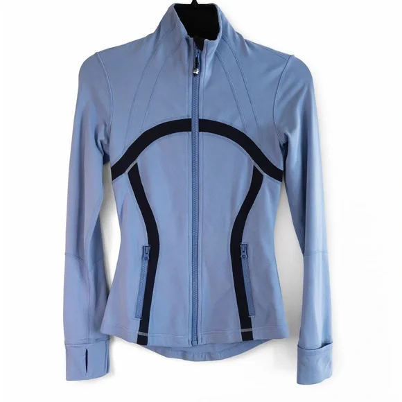 Lululemon Zip-Up Workout Jacket | Powder Blue & Dark Gray | Size 2 - Picture 2 of 6
